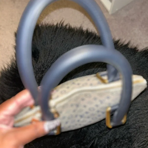 AUTHENTIC LOUIS VUITTON PADLOCK SHAPED HANDBAG! - Picture 7 of 15